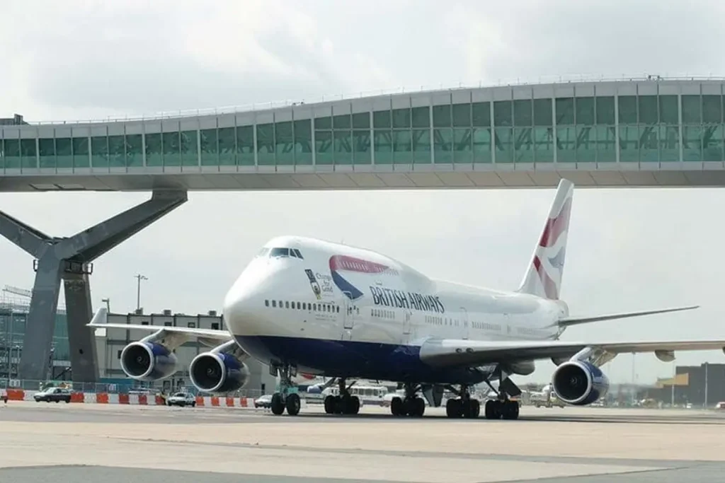 Oxfordshire To Gatwick Taxis 1200px 72dpi 2024 min