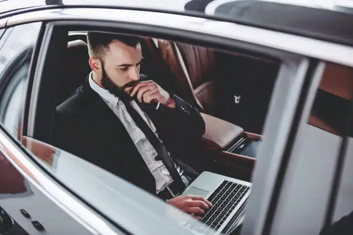 business taxi flybird milton keynes